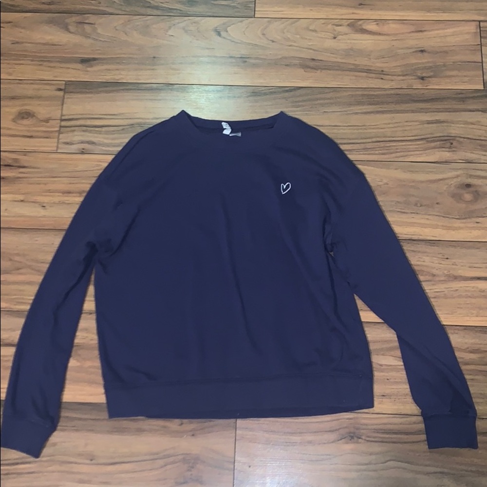 Sweater - Picture 1 of 1